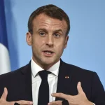 Γαλλία: Ο Μακρόν υπέγραψε τα ξημερώματα τον νόμο για την αύξηση στο όριο συνταξιοδότησης