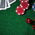 Οι Ελληνες έπαιξαν πέρυσι 1,67 δισ. σε παράνομο τζόγο (λεφτά υπάρχουν)