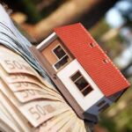 Επιτόκια: Ποια δάνεια εντάσσονται στο πρόγραμμα προστασίας – Πρωτοβουλίες και από τις εταιρείες διαχείρισης