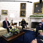 ΗΠΑ: Μπάιντεν και ΜακΚάρθι «συμφώνησαν επί της αρχής» για τα όρια δανεισμού