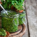 Το αρωματικό βότανο που μειώνει τη χοληστερόλη, διώχνει το άγχος και ρυθμίζει την πίεση