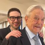 Ο διάδοχος του George Soros: Το πρώην «party boy» που αναλαμβάνει μια αυτοκρατορία 25 δισ.
