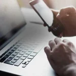 Πως να προστατευτούμε από τους hackers του… τουρισμού – Τι πρέπει να προσέχουν οι πολίτες για να μην εξαπατηθούν