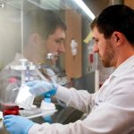 Η επόμενη μεγάλη πρόκληση στη θεραπεία του καρκίνου ίσως είναι ένα εμβόλιο