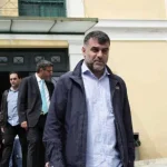 Κώστας Βαξεβάνης: Ανακοίνωσε το κλείσιμο της εφημερίδας Documento