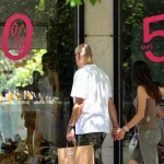 Αντίστροφη μέτρηση για τις θερινές εκπτώσεις 2023: Τα SOS για τους καταναλωτές