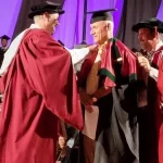 ΦΩΤΟ: Επίτιμος Διδάκτωρ στο Πανεπιστήμιο Λευκωσίας ο Πατρινός ζωγράφος και γιατρός Κωνσταντίνος Σπυρόπουλος