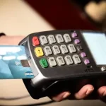 Το νέο χρονοδιάγραμμα για τη σύνδεση ταμειακών και POS