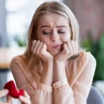 Γάμος: Δύο στους πέντε πιστεύουν ότι είναι ξεπερασμένος θεσμός – 85% ότι είναι περιττός