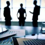 Έρευνα: Η πρόκληση της αποστασιοποίησης στην εργασία και οι επιπτώσεις για τις επιχειρήσεις