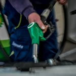 Βενζίνη: Πάνω από 2 ευρώ το λίτρο σε 26 νομούς- Με τιμές «φωτιά» η επιστροφή
