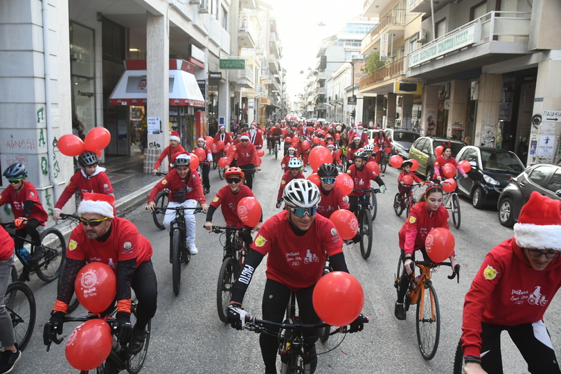 ΔΕΙΤΕ ΠΟΛΛΕΣ ΦΩΤΟ: Ποδηλάτες ΑϊΒασίληδες... πλημμύρισαν την Πάτρα