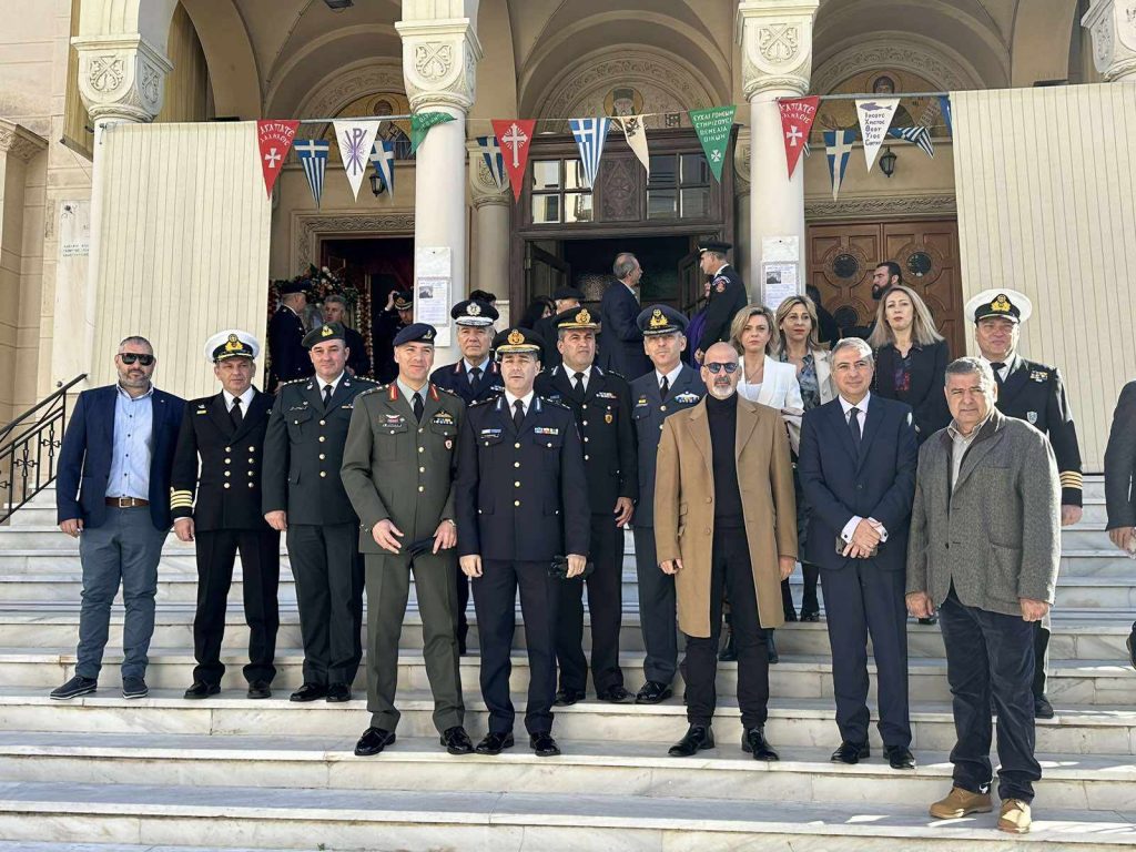 ΠΑΤΡΑ - ΦΩΤΟ: Οι πυροσβέστες γιόρτασαν τον προστάτη τους