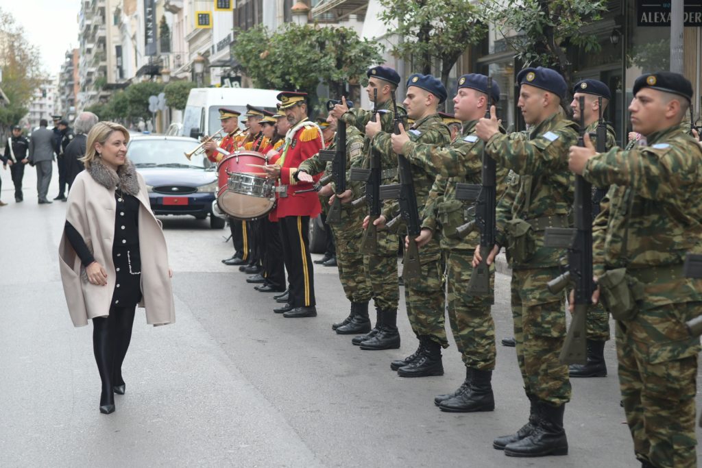 ΠΑΤΡΑ - ΦΩΤΟ: Η δοξολογία για την υποδοχή του νέου έτους