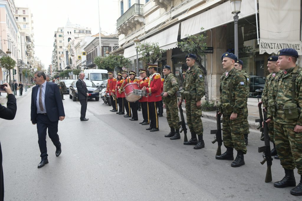 ΠΑΤΡΑ - ΦΩΤΟ: Η δοξολογία για την υποδοχή του νέου έτους