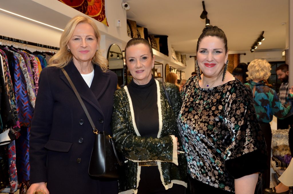 ΠΑΤΡΑ: Δείτε ποιους είδαμε στην fashionable βραδιά της Δέσποινας Μοιραράκη και της Νάνσυς Πλέσσα ΠΑΤΡΑ: Δείτε ποιους είδαμε στην fashionable βραδιά της Δέσποινας Μοιραράκη και της Νάνσυς Πλέσσα