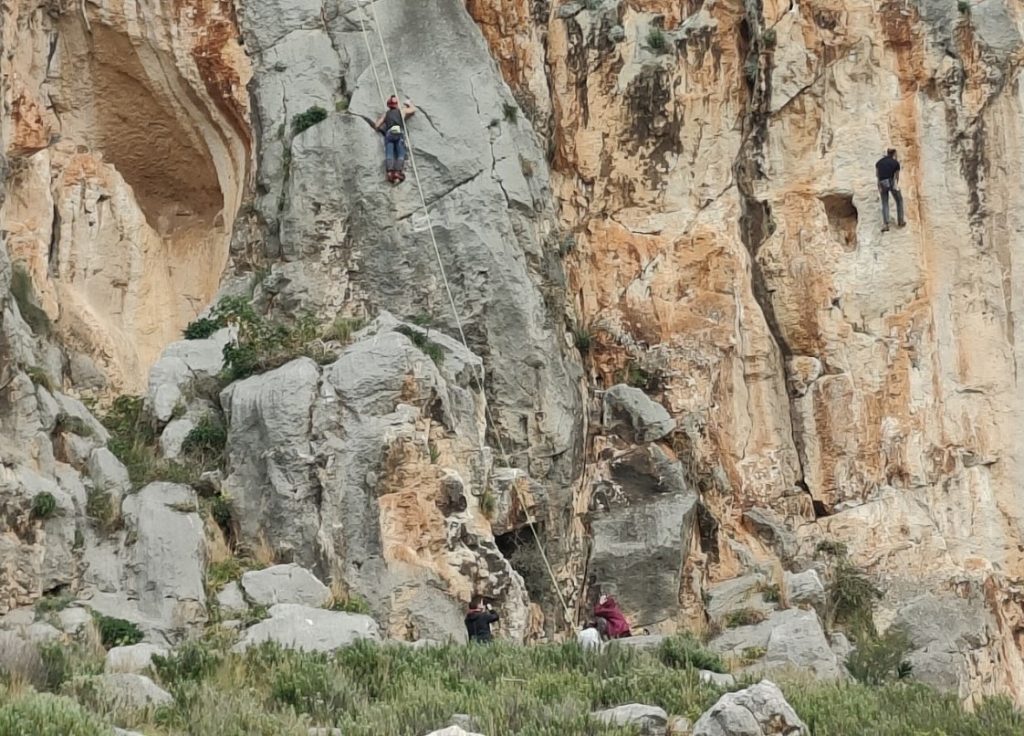 Με επιτυχία πραγματοποιήθηκε η 1η Αναρριχητική Συνάντηση στην Καλογριά - ΦΩΤΟ