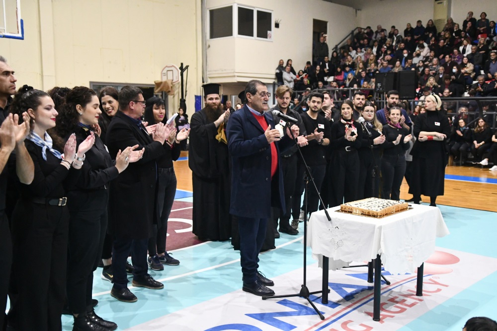 ΠΑΤΡΑ: Σε εκδηλώσεις κοπής πίτας στελέχη της Δημοτικής Αρχής - ΦΩΤΟ