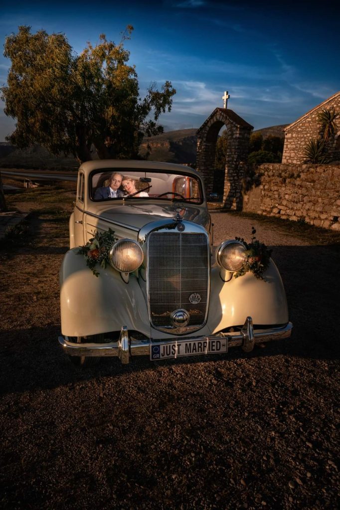 ΠΑΤΡΑ: Ρομαντικός γάμος χωρίς τέτοιο αυτοκίνητο γίνεται; Δεν γίνεται! ΔΕΙΤΕ ΠΟΛΛΕΣ ΦΩΤΟ