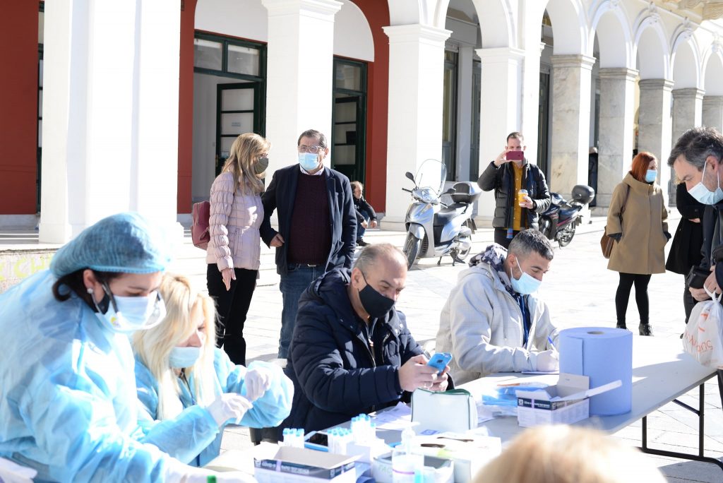 ΣΑΝ ΣΗΜΕΡΑ: Η πρώτη μέρα του lockdown στην Πάτρα λόγω κορονοϊού! ΦΩΤΟ από την πανδημία