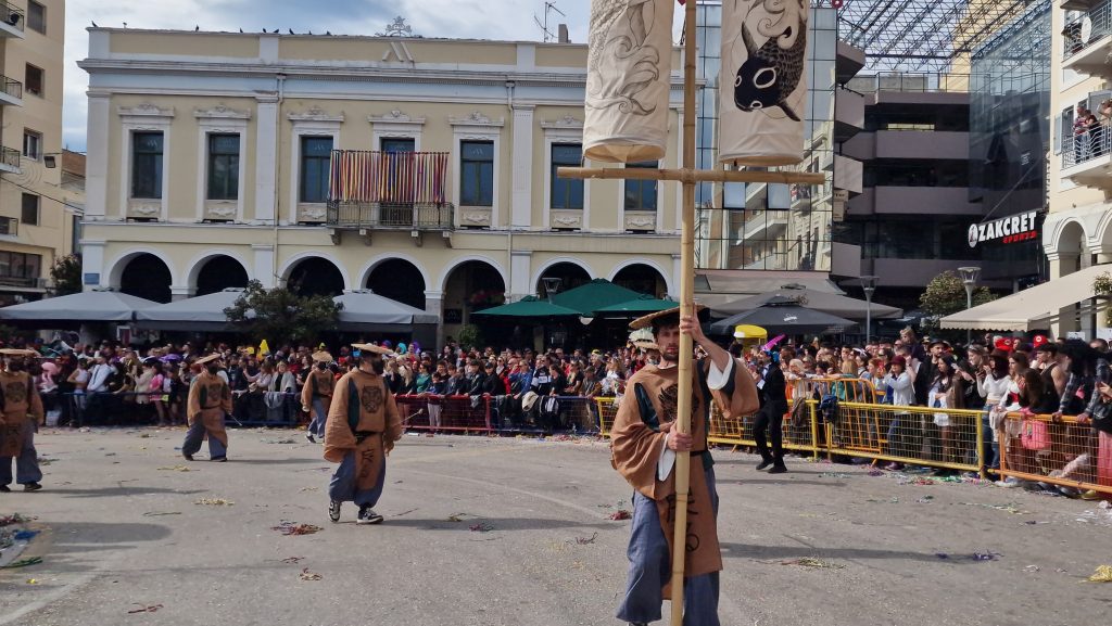 ΠΑΤΡΑ: Εσπασε κάθε ρεκόρ η μεγάλη παρέλαση! ΔΕΙΤΕ ΕΚΑΤΟΝΤΑΔΕΣ ΦΩΤΟ