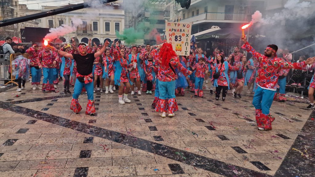 ΠΑΤΡΑ: Εσπασε κάθε ρεκόρ η μεγάλη παρέλαση! ΔΕΙΤΕ ΕΚΑΤΟΝΤΑΔΕΣ ΦΩΤΟ