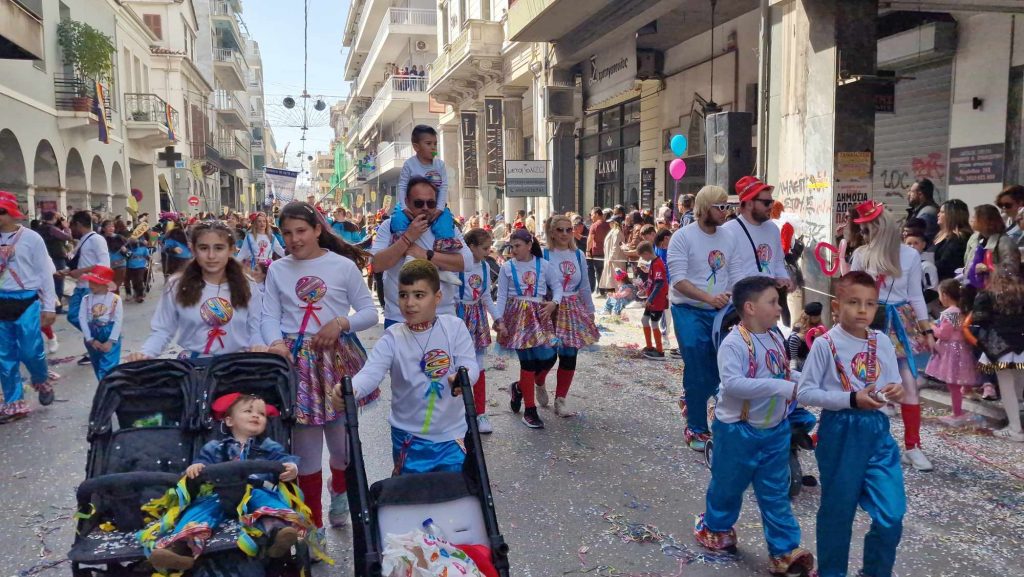 ΔΕΙΤΕ την Παρέλαση του Καρναβαλιού των Μικρών 2024 με δεκάδες φωτογραφίες