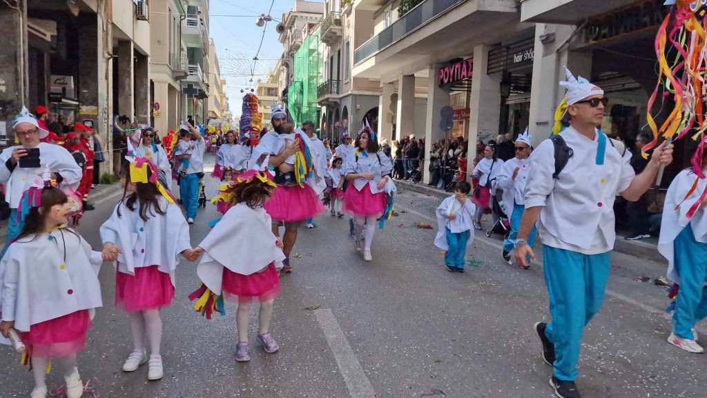 ΔΕΙΤΕ την Παρέλαση του Καρναβαλιού των Μικρών 2024 με δεκάδες φωτογραφίες