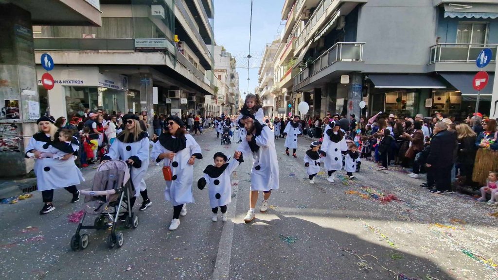 ΔΕΙΤΕ την Παρέλαση του Καρναβαλιού των Μικρών 2024 με δεκάδες φωτογραφίες