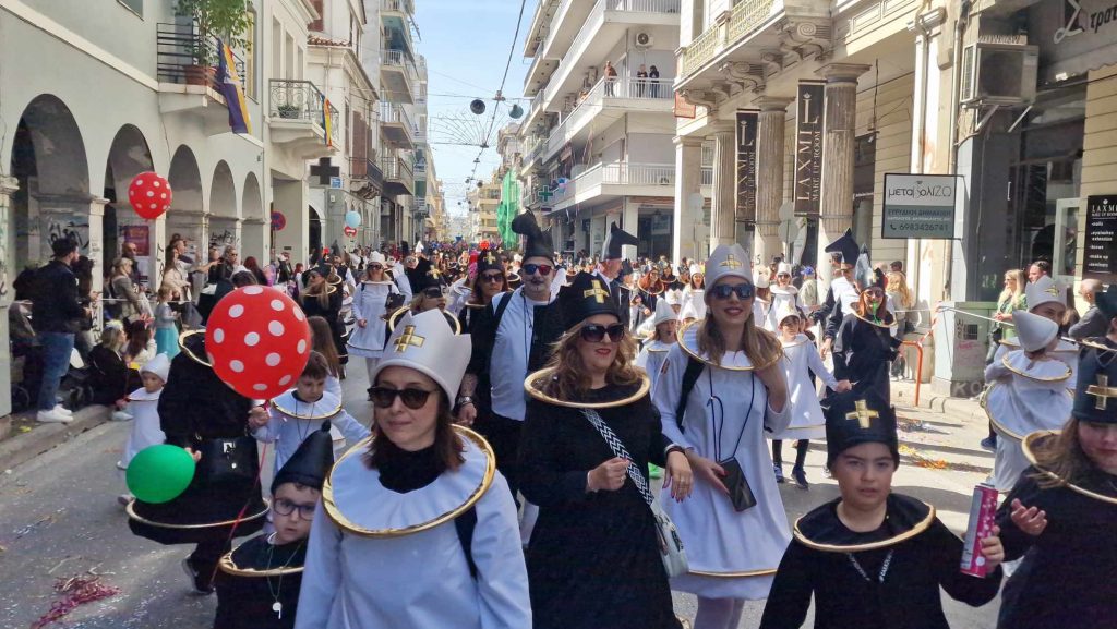 ΔΕΙΤΕ την Παρέλαση του Καρναβαλιού των Μικρών 2024 με δεκάδες φωτογραφίες