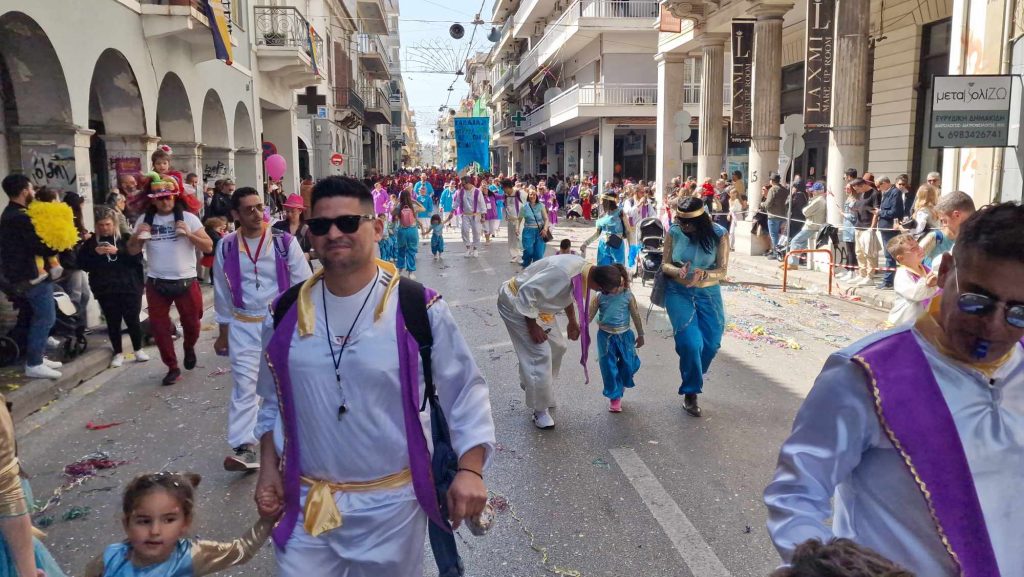 ΔΕΙΤΕ την Παρέλαση του Καρναβαλιού των Μικρών 2024 με δεκάδες φωτογραφίες