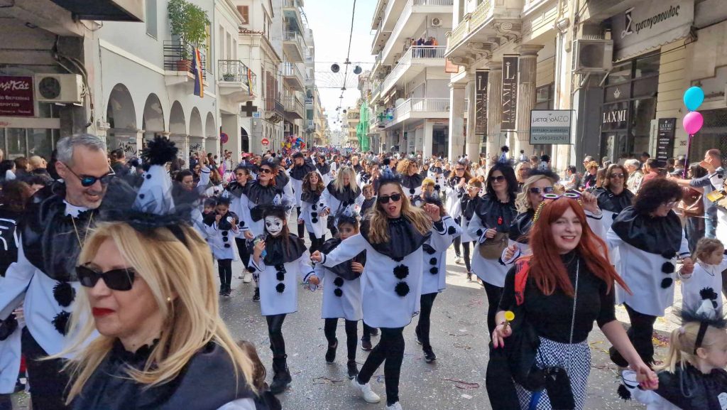 ΔΕΙΤΕ την Παρέλαση του Καρναβαλιού των Μικρών 2024 με δεκάδες φωτογραφίες