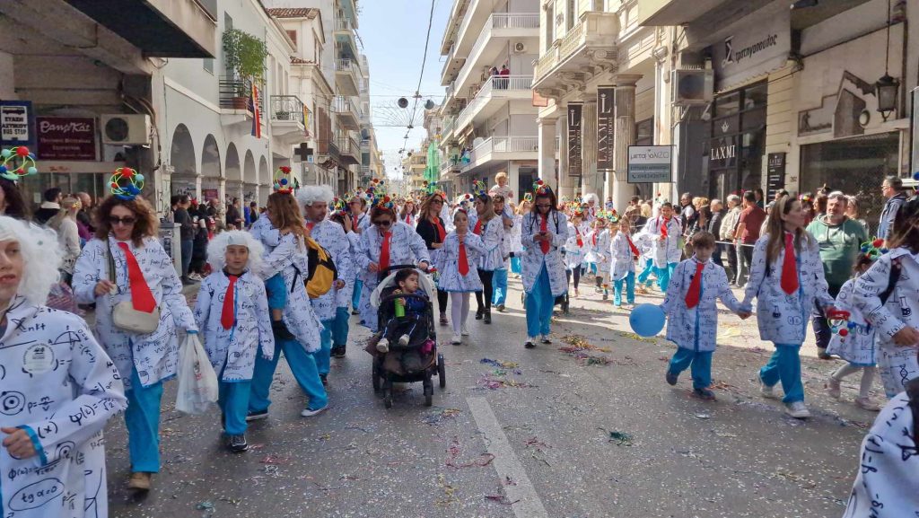 ΔΕΙΤΕ την Παρέλαση του Καρναβαλιού των Μικρών 2024 με δεκάδες φωτογραφίες