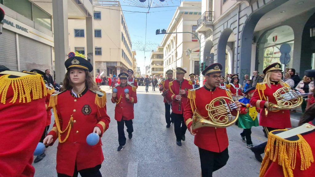 ΔΕΙΤΕ την Παρέλαση του Καρναβαλιού των Μικρών 2024 με δεκάδες φωτογραφίες