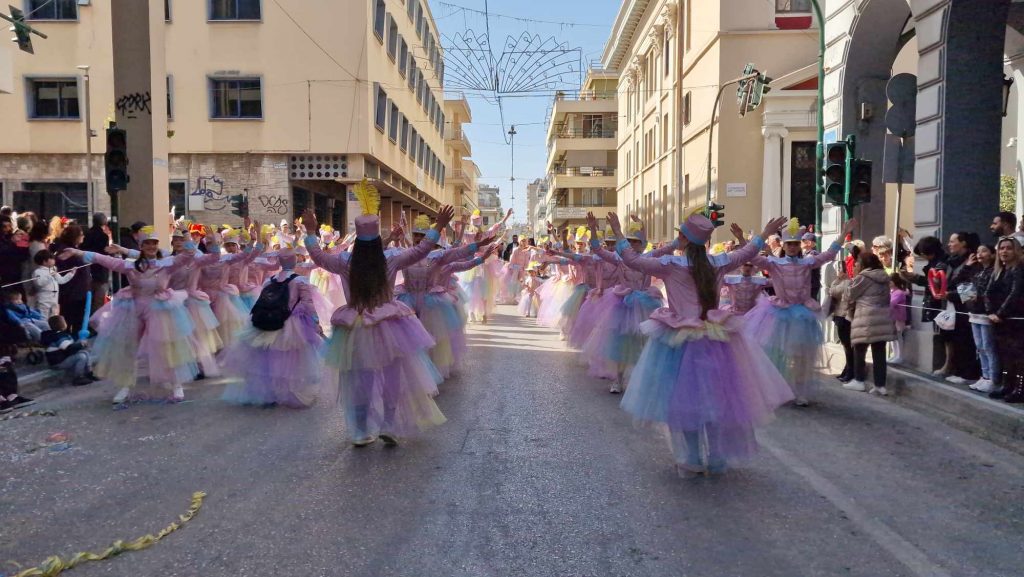 ΔΕΙΤΕ την Παρέλαση του Καρναβαλιού των Μικρών 2024 με δεκάδες φωτογραφίες
