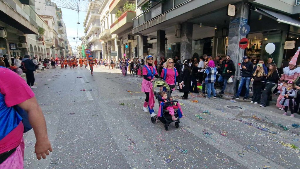 ΔΕΙΤΕ την Παρέλαση του Καρναβαλιού των Μικρών 2024 με δεκάδες φωτογραφίες