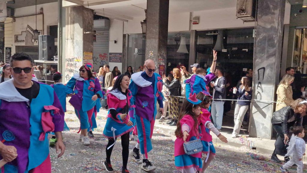 ΔΕΙΤΕ την Παρέλαση του Καρναβαλιού των Μικρών 2024 με δεκάδες φωτογραφίες