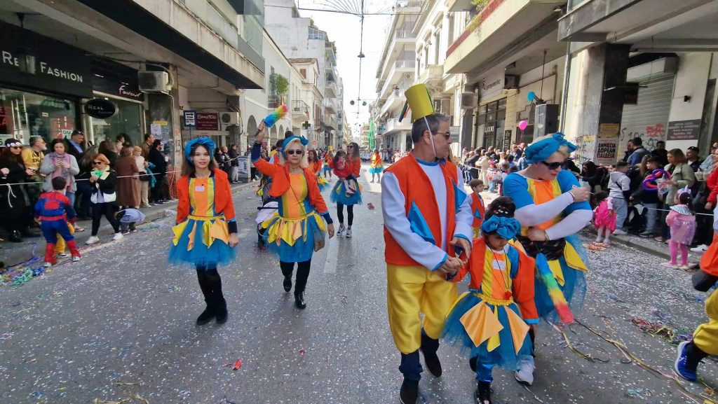 ΔΕΙΤΕ την Παρέλαση του Καρναβαλιού των Μικρών 2024 με δεκάδες φωτογραφίες
