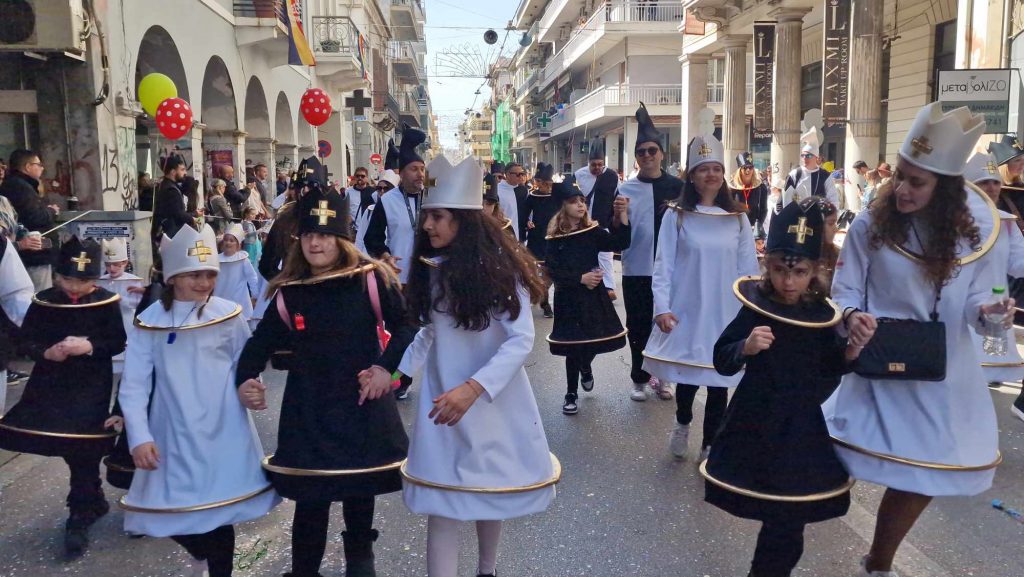 ΔΕΙΤΕ την Παρέλαση του Καρναβαλιού των Μικρών 2024 με δεκάδες φωτογραφίες