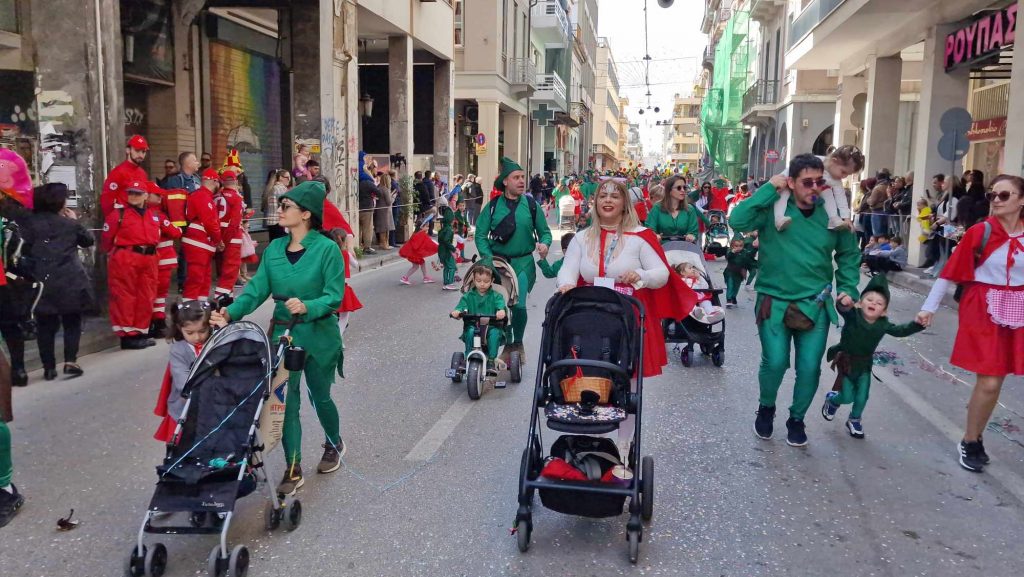 ΔΕΙΤΕ την Παρέλαση του Καρναβαλιού των Μικρών 2024 με δεκάδες φωτογραφίες