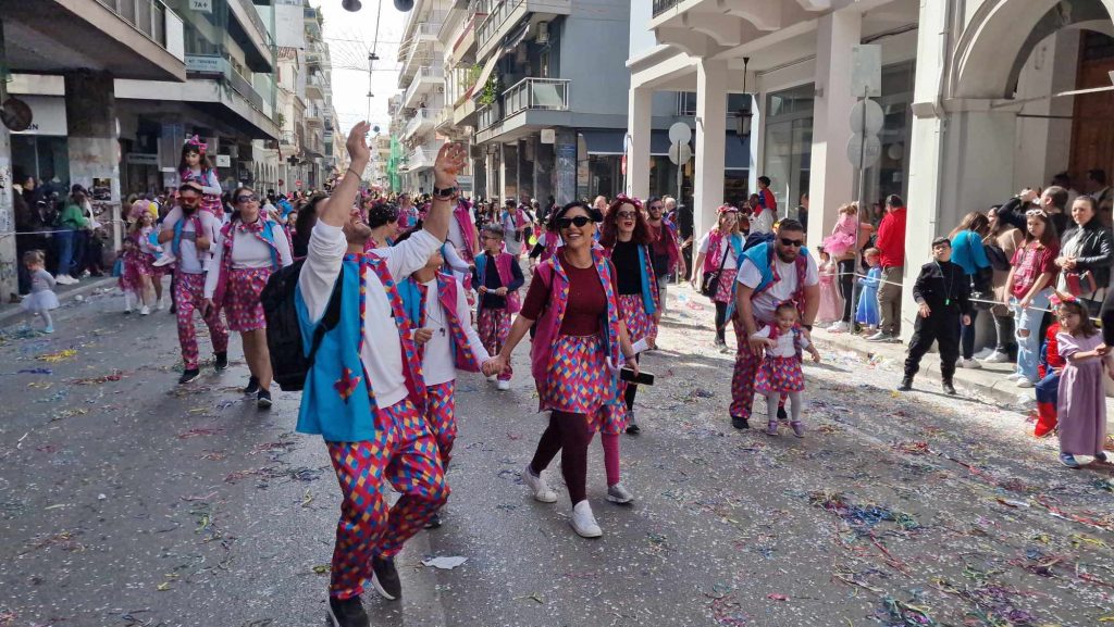 ΔΕΙΤΕ την Παρέλαση του Καρναβαλιού των Μικρών 2024 με δεκάδες φωτογραφίες