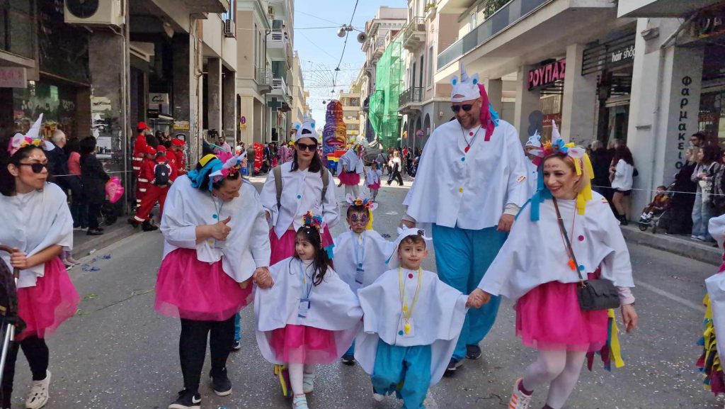 ΔΕΙΤΕ την Παρέλαση του Καρναβαλιού των Μικρών 2024 με δεκάδες φωτογραφίες
