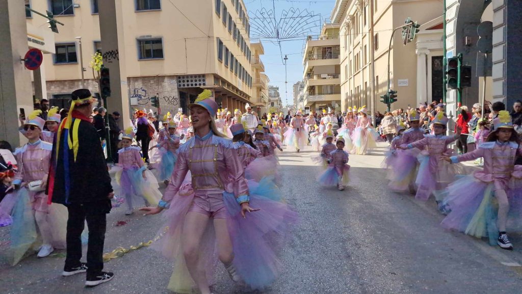 ΔΕΙΤΕ την Παρέλαση του Καρναβαλιού των Μικρών 2024 με δεκάδες φωτογραφίες