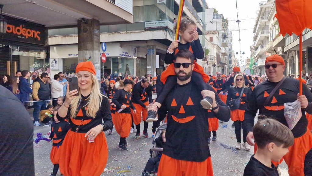 ΔΕΙΤΕ την Παρέλαση του Καρναβαλιού των Μικρών 2024 με δεκάδες φωτογραφίες