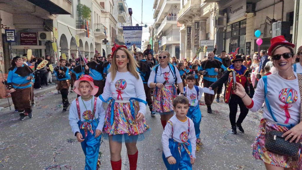 ΔΕΙΤΕ την Παρέλαση του Καρναβαλιού των Μικρών 2024 με δεκάδες φωτογραφίες