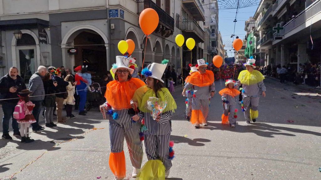 ΔΕΙΤΕ την Παρέλαση του Καρναβαλιού των Μικρών 2024 με δεκάδες φωτογραφίες