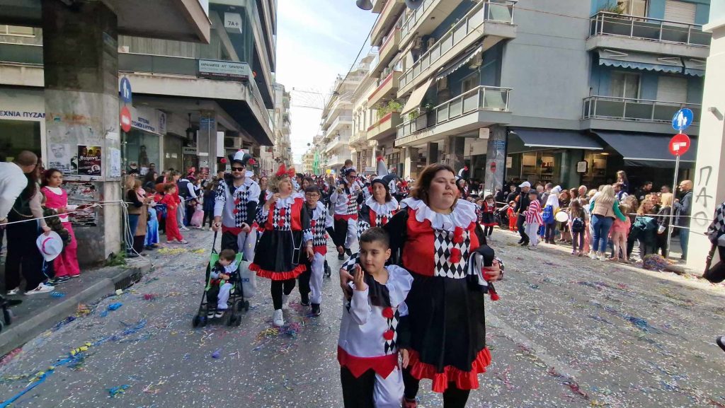 ΔΕΙΤΕ την Παρέλαση του Καρναβαλιού των Μικρών 2024 με δεκάδες φωτογραφίες