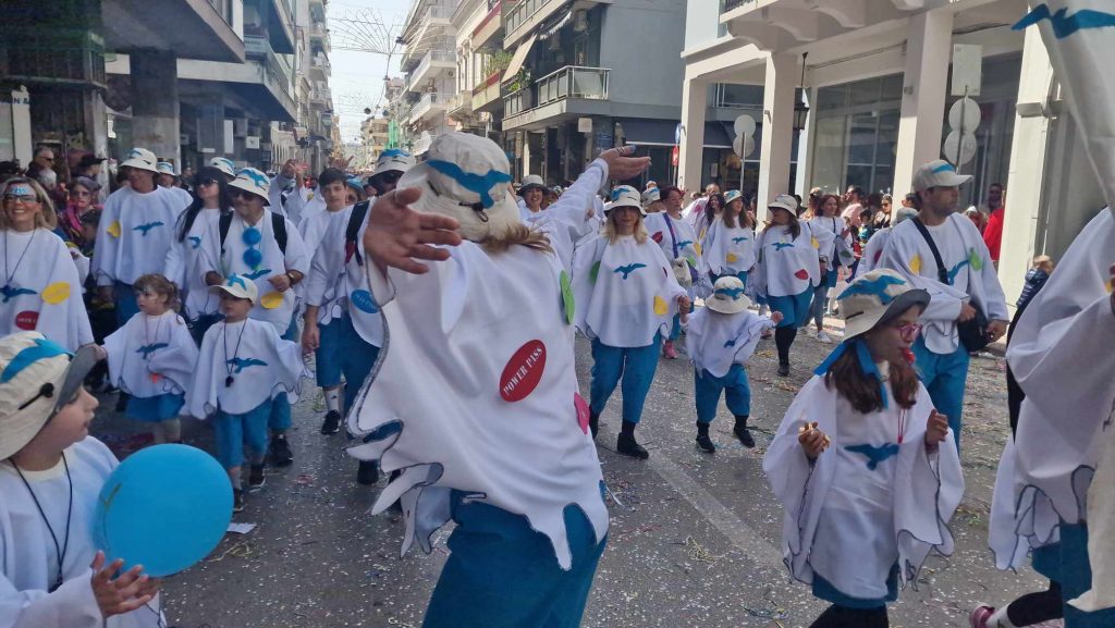 ΔΕΙΤΕ την Παρέλαση του Καρναβαλιού των Μικρών 2024 με δεκάδες φωτογραφίες