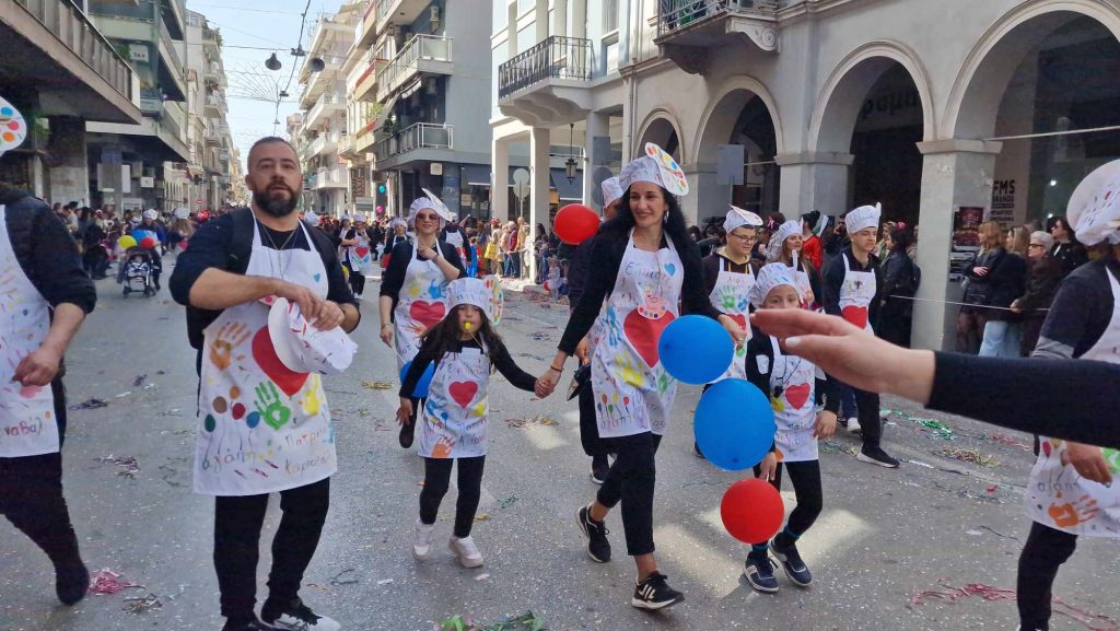 ΔΕΙΤΕ την Παρέλαση του Καρναβαλιού των Μικρών 2024 με δεκάδες φωτογραφίες