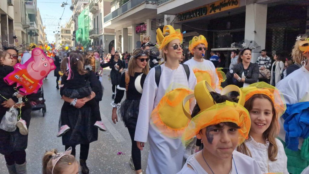 ΔΕΙΤΕ την Παρέλαση του Καρναβαλιού των Μικρών 2024 με δεκάδες φωτογραφίες